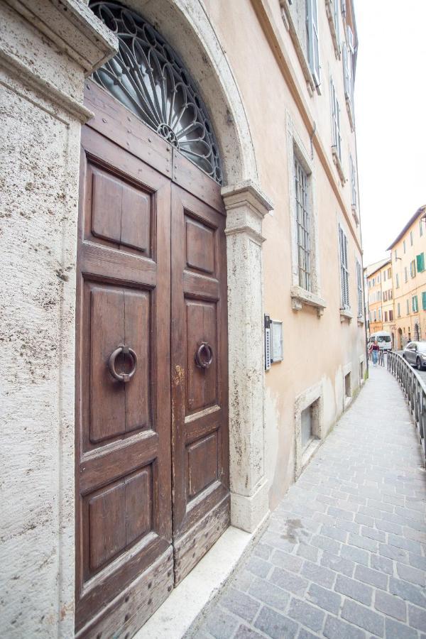 Dolce Vita Apartment In Perugia Zewnętrze zdjęcie